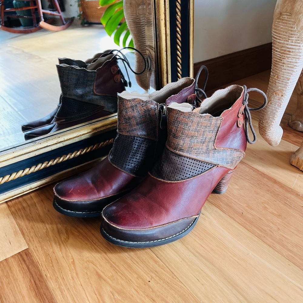 Corkys Boutique Leather Booties - Picture 2 of 5